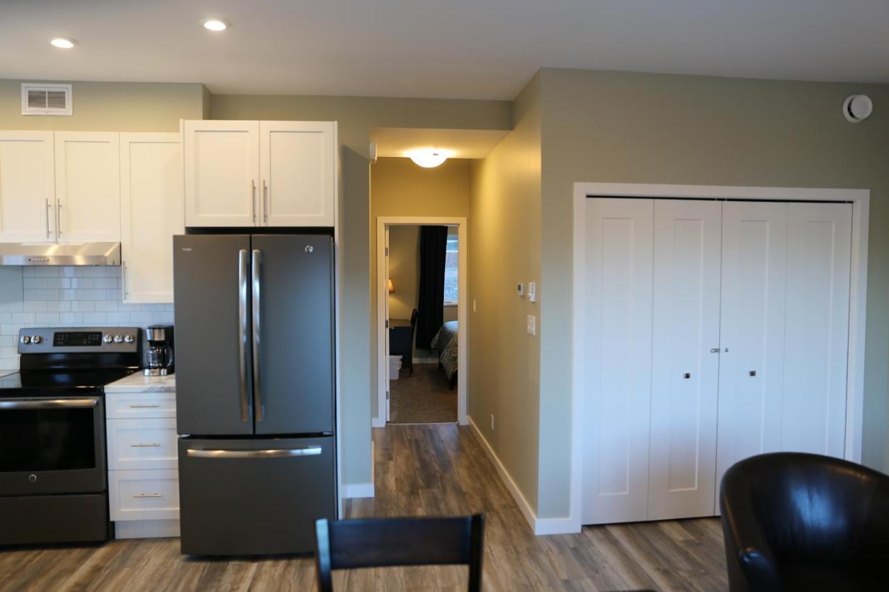 Downtown Whitehorse Deluxe 2 Bedroom Condo Exteriör bild