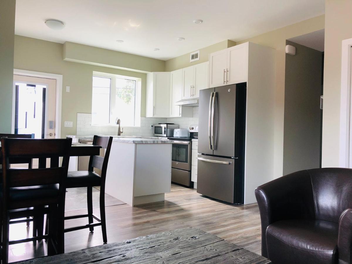 Downtown Whitehorse Deluxe 2 Bedroom Condo Exteriör bild